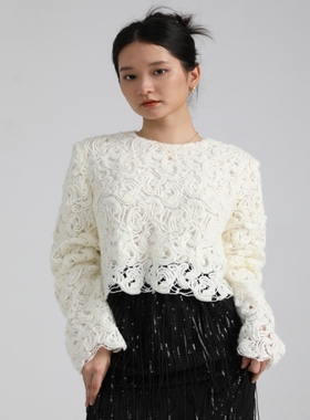 APSH懿千金秋冬新款勾花镂空套头毛衣女亮片短款羊毛针织衫白色