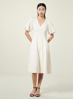 APSH懿千金夏季法式连衣裙女V领花苞通勤中长裙气质收腰断码清仓