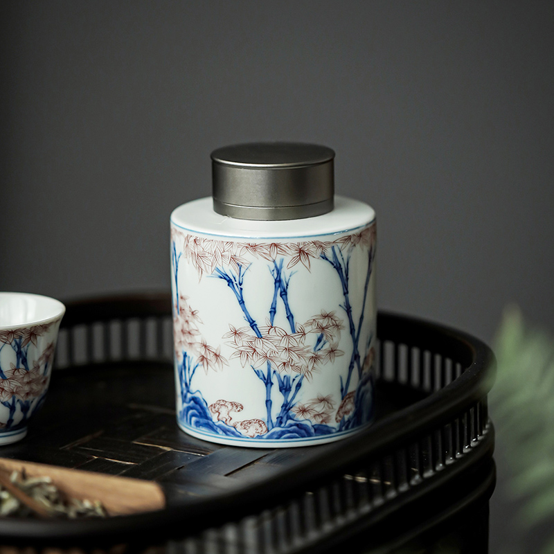 仿古青花釉里红茶叶罐陶瓷