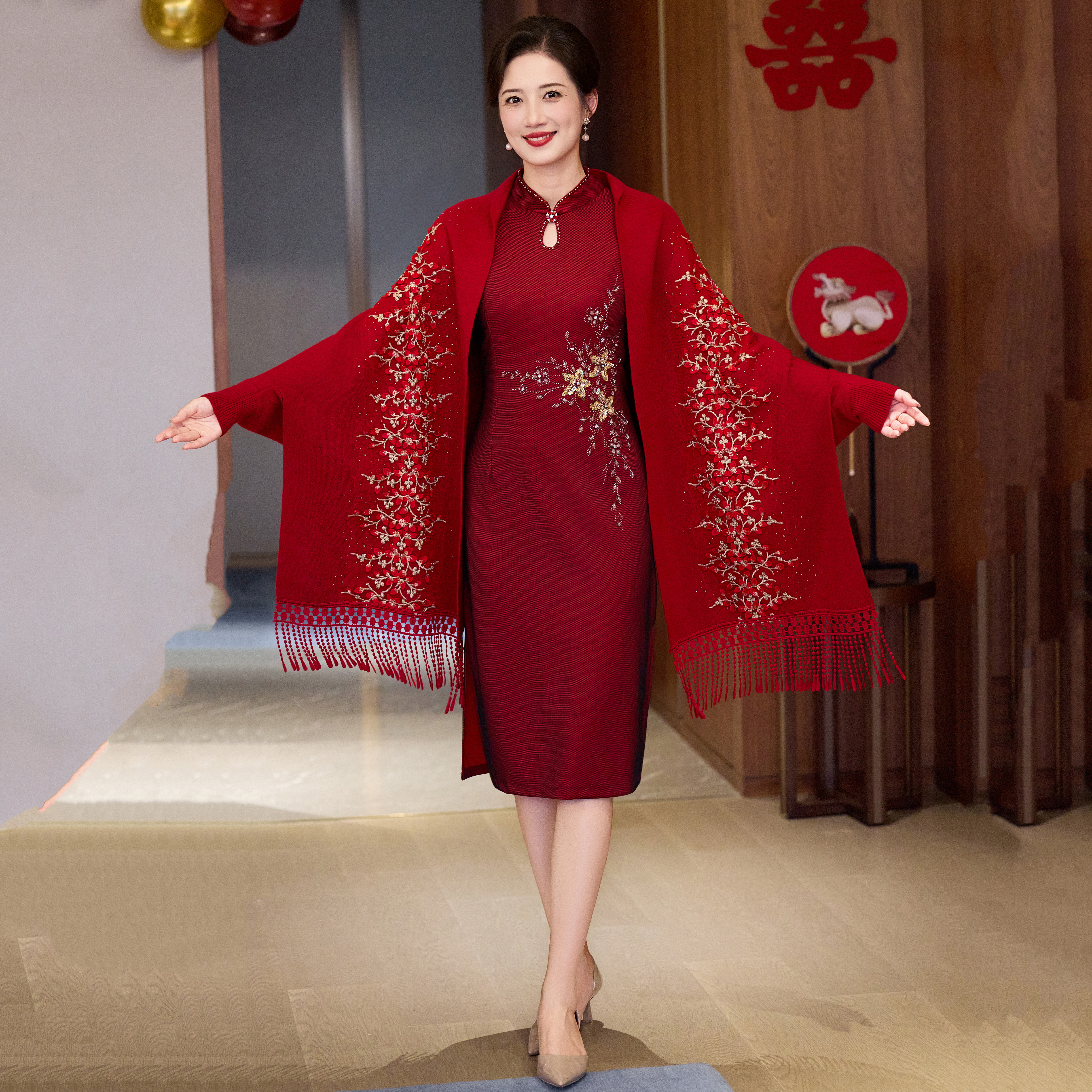 妈妈旗袍披肩带袖礼服加厚保暖