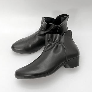 柜雅氏女靴柔软舒适褶皱短靴中跟真皮鞋子软面软底加绒妈妈时装靴