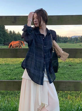 东大门同款韩系miu风藏青格纹衬衫女26新款休闲宽松阔版衬衣