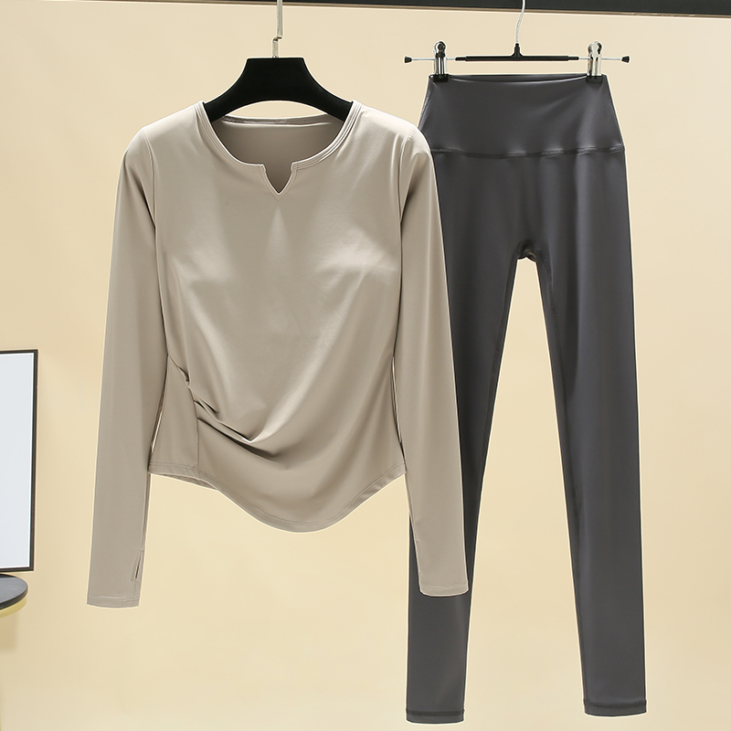 专业瑜伽服套装大码修身显瘦秋冬女健身房运动2023上衣长袖健身服