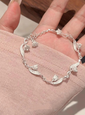 ｛铃兰花手链｝女潮简约小清新时尚百搭复古波浪镂空花朵手环