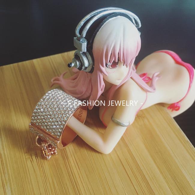 美国朋克品牌玫瑰金超EDDIEBORGO