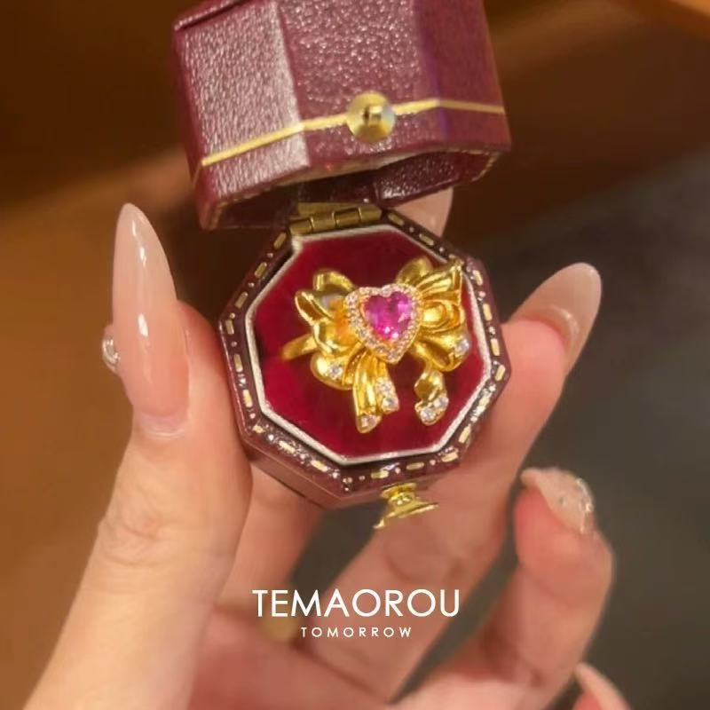 水冰月~不掉色金色蝴蝶结粉爱心闪钻戒指女复古高级感食指戒指环