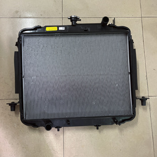 江淮皮卡瑞铃V7水箱 江淮柴油车云内D19发动机散热网冷却水箱原厂