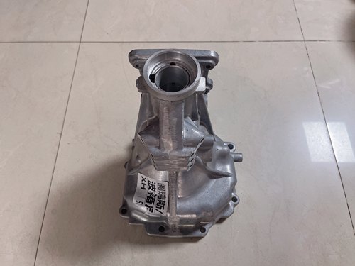 适用金杯阁瑞斯4G20发动机波箱后壳 变速箱后桥外壳 原厂华晨配件