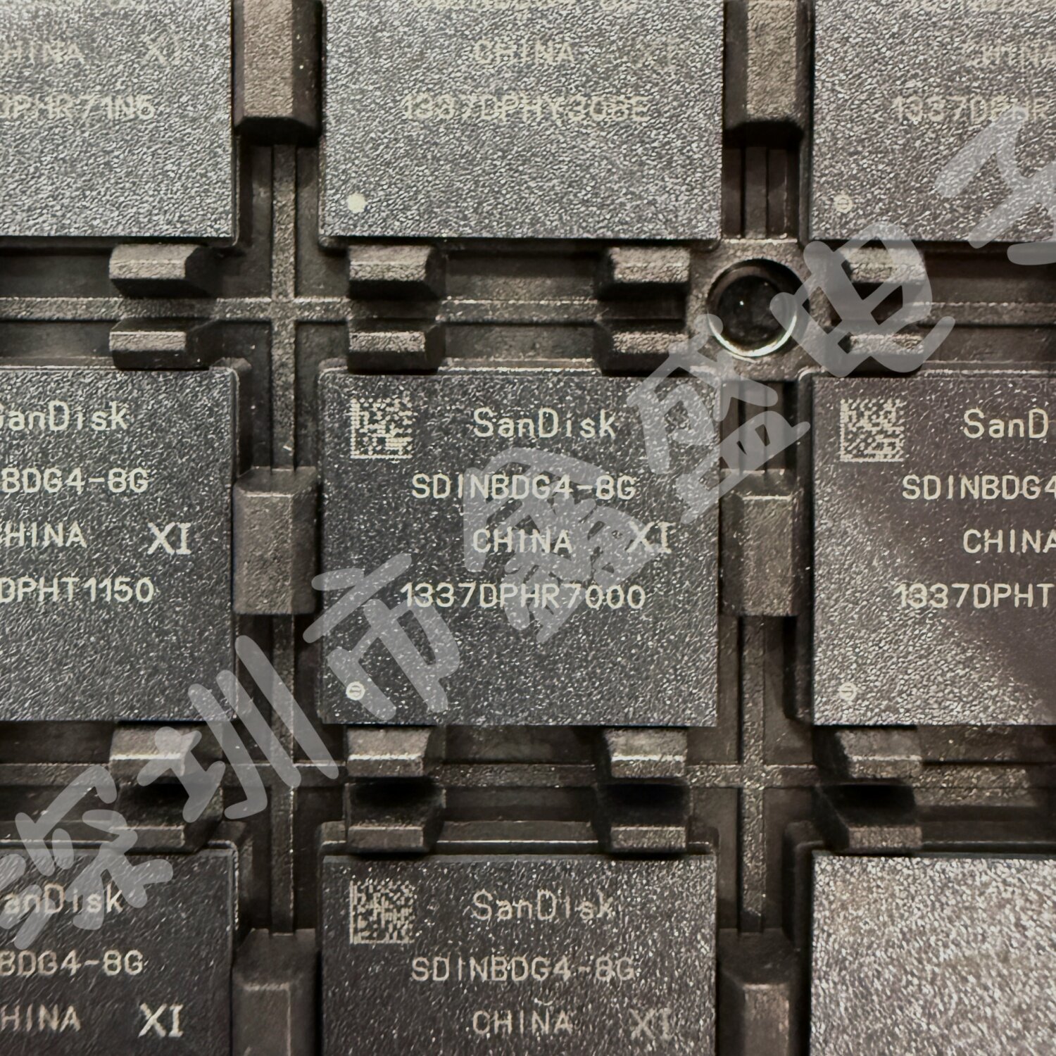 全新 SDINBDG4-8G-XI1  EMMC存储器芯片 BGA-153 咨询问价