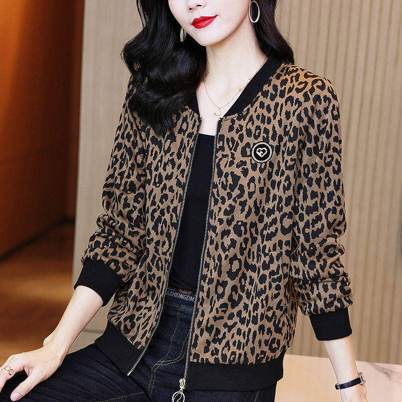 大码女减龄遮肉2025春秋新款时尚百搭夹克外套上衣卫衣豹纹棒球服,女装/女士精品,短外套,淘宝优惠券,粉丝福利购,淘宝优惠卷