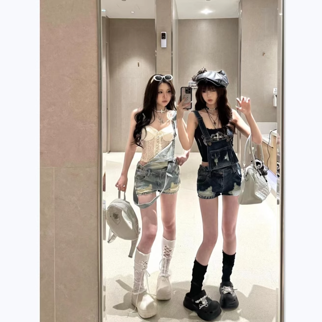 夏日纯欲俏皮穿搭牛仔背带短裤女新款美式辣妹复古破洞显瘦热裤,女装/女士精品,牛仔裤,淘宝优惠券,粉丝福利购,淘宝优惠卷