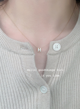 合金白色字母女迷你抄袭项链