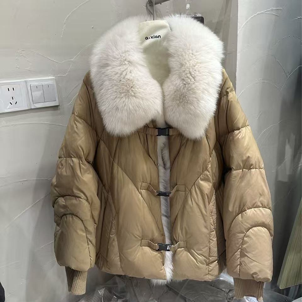 可拆卸狐狸大毛领90白鹅绒羽绒服