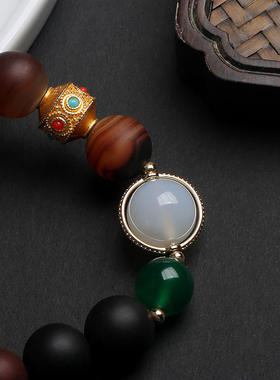 天然磨砂梦幻玛瑙手链 古法金配饰 路路通好运玛瑙手串尼泊尔