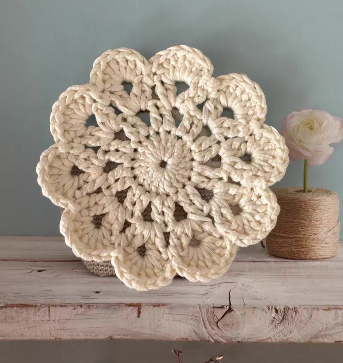 钩花蕾丝杯垫防烫隔热垫子手工编织圆形简约茶杯垫拍照道具