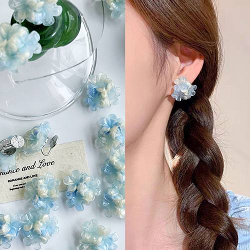 无耳洞「雾蓝铃谣」清透蓝双色花朵耳环森系小众无痛蚊香盘耳夹