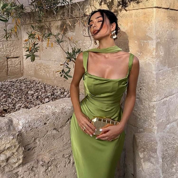 欧美风无袖围脖绿色缎面露背礼服度假长裙绑带裙 maix dress new