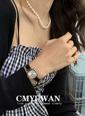 IEKE韩国时尚小众设计黑色皮带小方形ins风网红女学生复古石英表