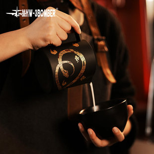 轰炸机MHW拉花缸涡轮打奶缸鳄鱼缸嘴专业奶泡杯压纹5.0灵蛇限定款