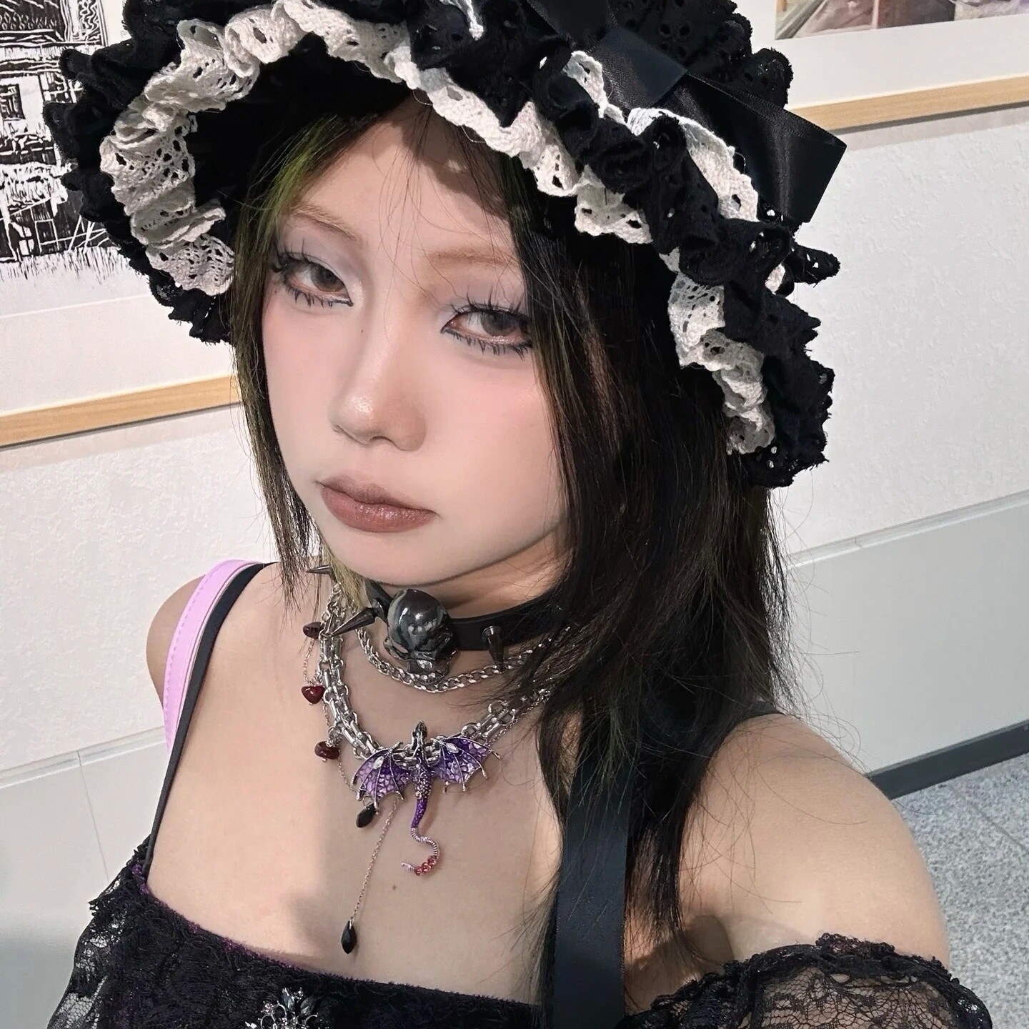 Y2K 중공업 검정과 빨강 가시 플라잉 드래곤 목걸이 초커 뜨거운 소녀 하위 문화 달콤한 멋진 펑크 고스 유럽과 미국의 틈새 시장