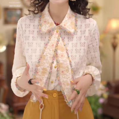 2026春复古港风翻领花边衬衫镂空春款上衣
