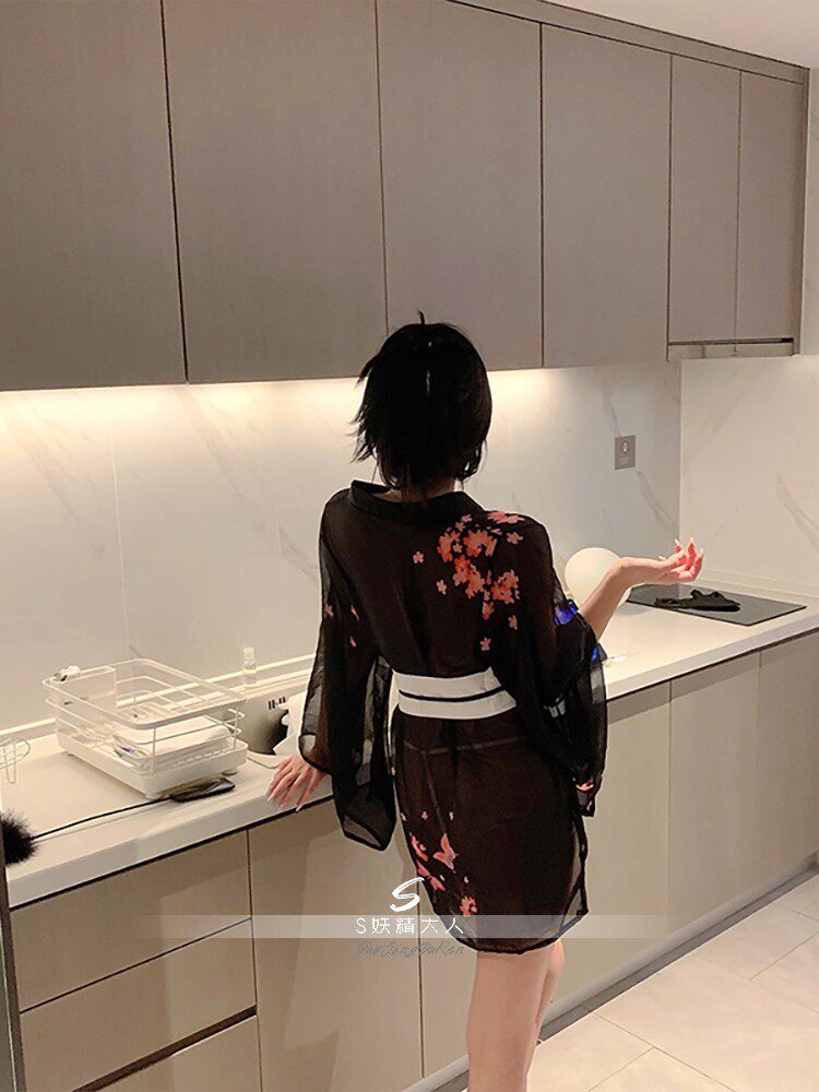 FAIRY ADULT: JAPANESE BLACK CHIFFON NIGHTGOWN FEMININE STYLE CHERRY BLOSSOM YUKATA WAIST SEAL JAPANESE KIMONO PAJAMAS