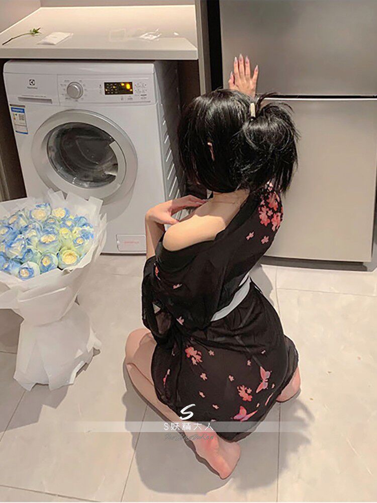 FAIRY ADULT: JAPANESE BLACK CHIFFON NIGHTGOWN FEMININE STYLE CHERRY BLOSSOM YUKATA WAIST SEAL JAPANESE KIMONO PAJAMAS
