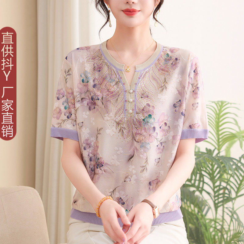 妈妈夏装碎花冰丝短袖T恤中老年人夏季洋气打底小衫中年女装套装