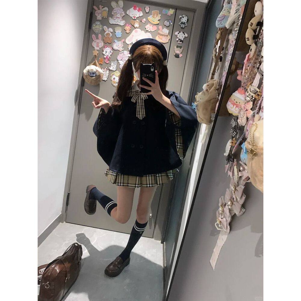 斗篷两件套新款宽松毛呢披肩外套格纹百褶裙甜美少女穿搭套装