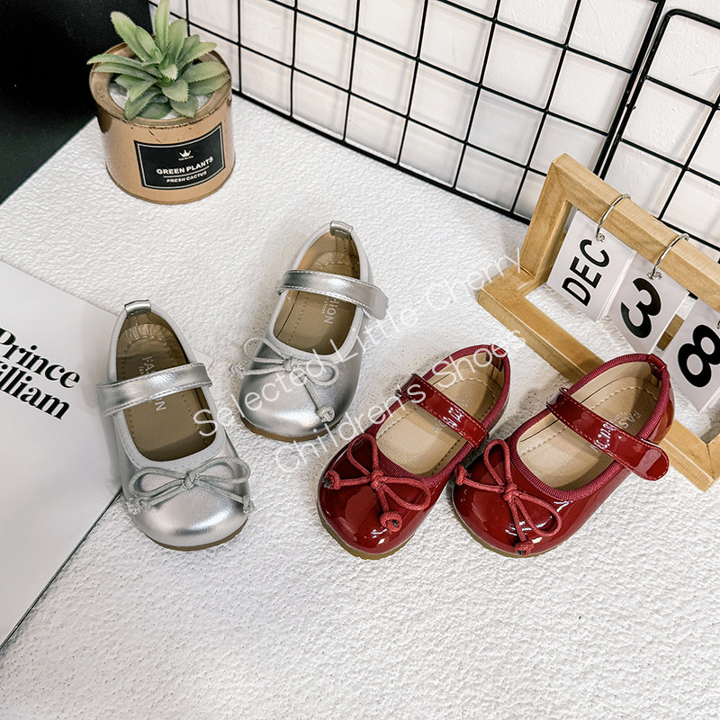 软底公主鞋2025秋季新款轻便小单鞋魔术贴洛丽塔鞋圆头娃娃礼服鞋