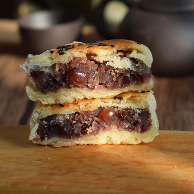 一口下去全是馅满满红豆微甜不腻