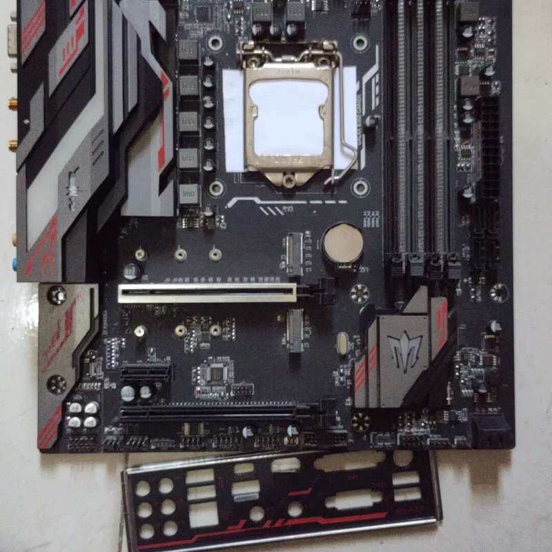 议价影驰B360主板 B360其它元器件