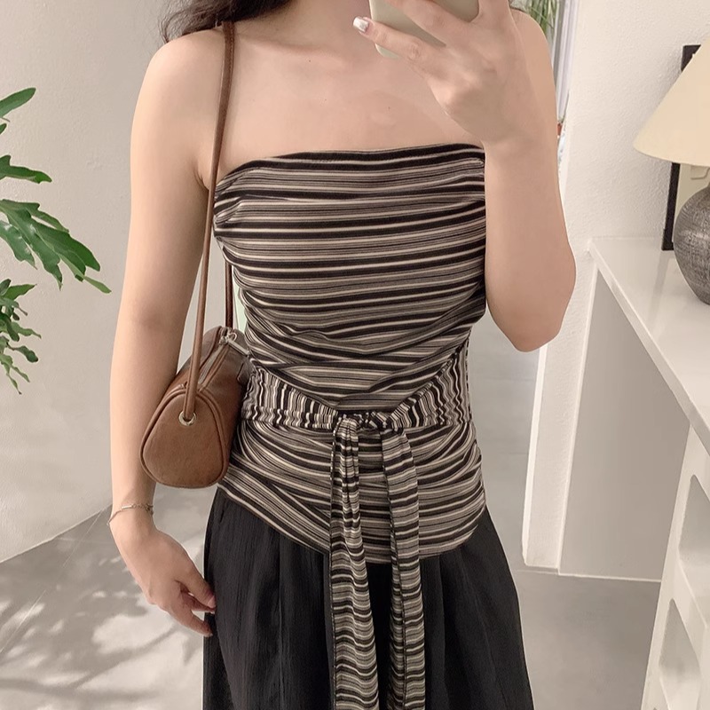 抹胸