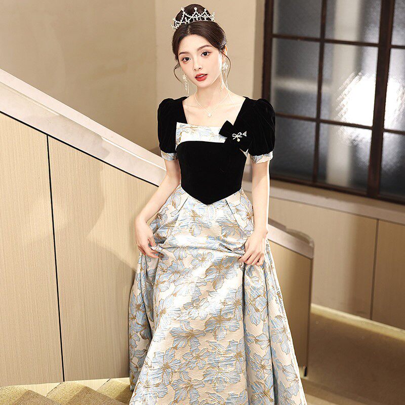 宴会订婚高级感晚礼服女2026新款高端轻奢主持人缎面敬酒服公主裙