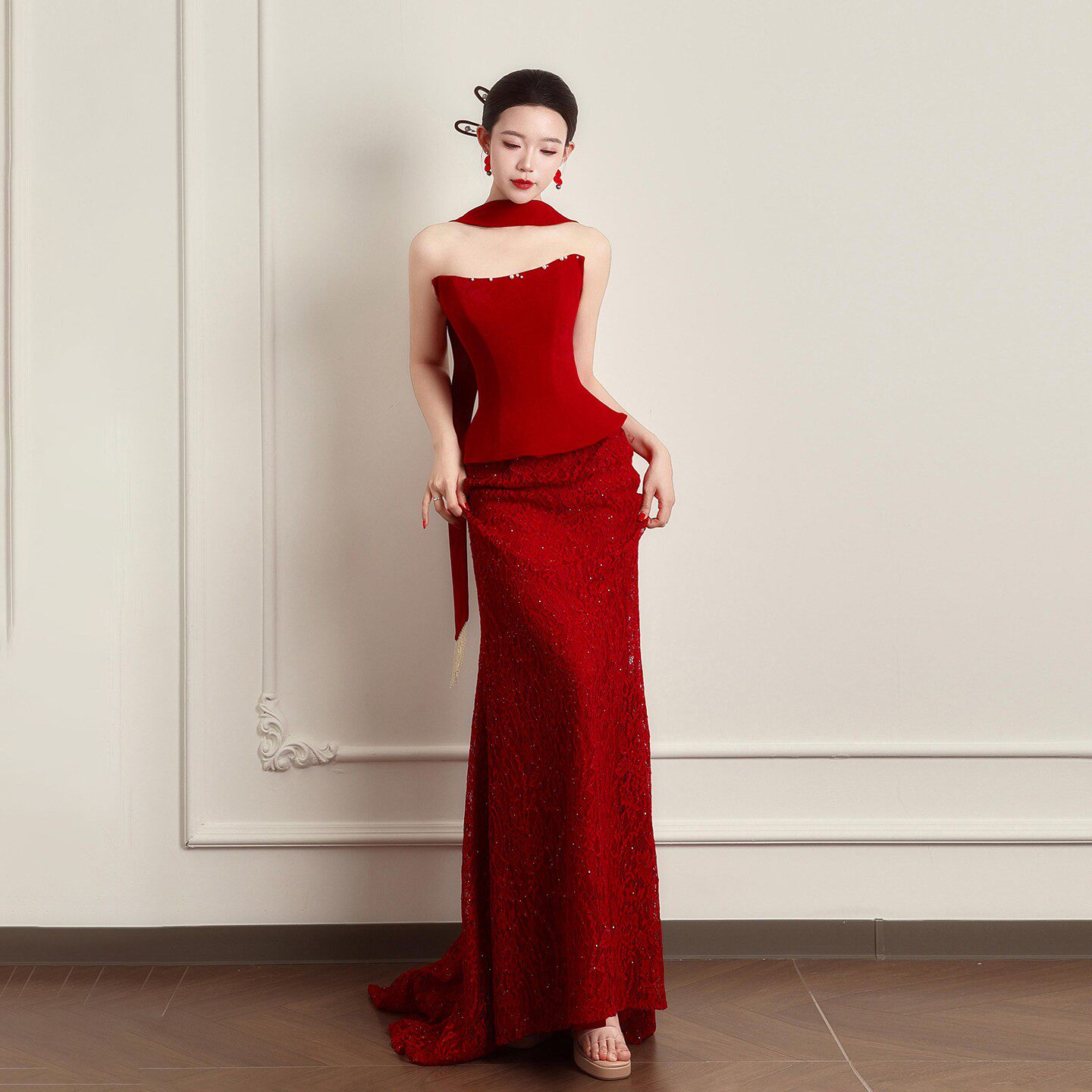 抹胸酒红色敬酒服复古新中式鱼尾晚礼服高级感新娘轻奢晚宴订婚裙