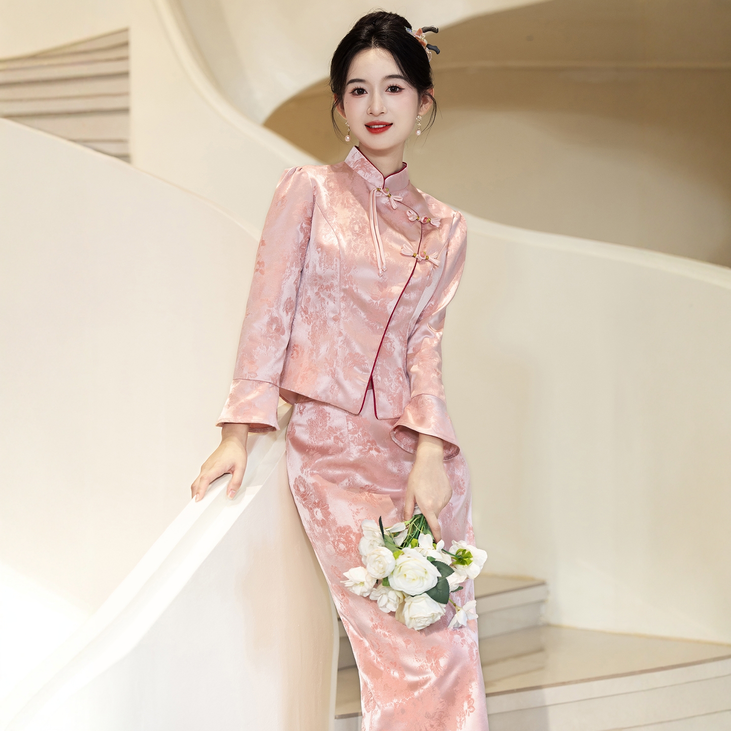 海棠记新中式粉色旗袍敬酒服新娘