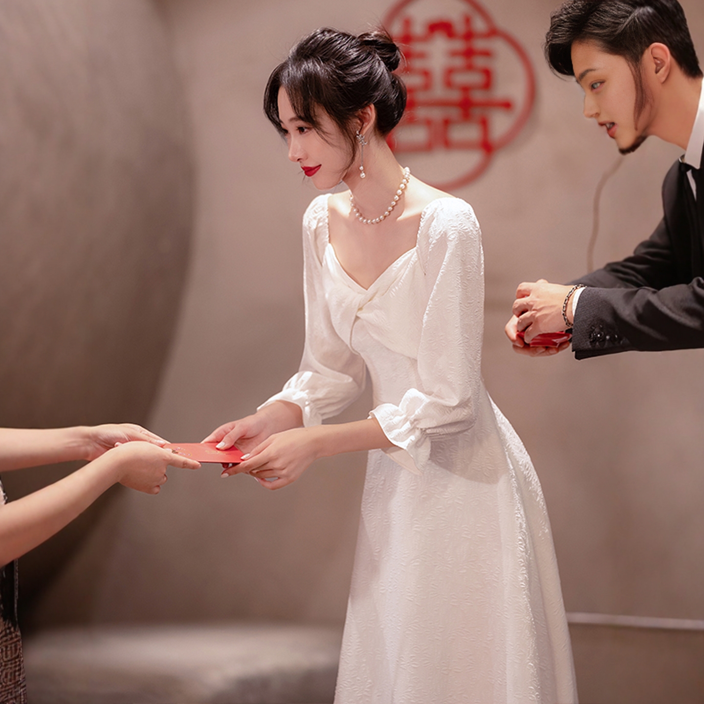 海棠记白色订婚礼服裙领证登记