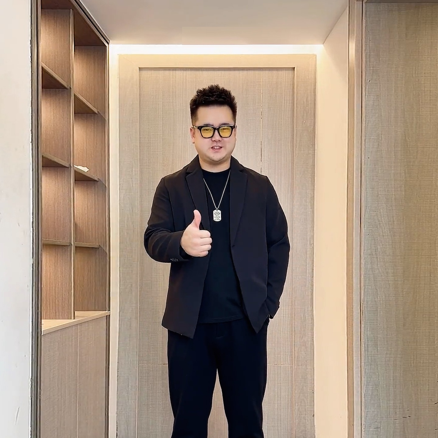 春夏季休闲西服外套男夹克帅气轻熟风小西装胖子显瘦宽松大码潮牌
