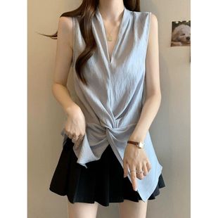 清新法式 女2025夏季 ins設計感外穿無袖 背心上衣 獨特V領不規則襯衫