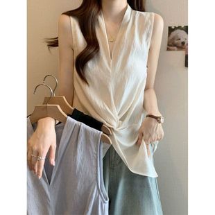 清新法式 女2025夏季 ins設計感外穿無袖 背心上衣 獨特V領不規則襯衫