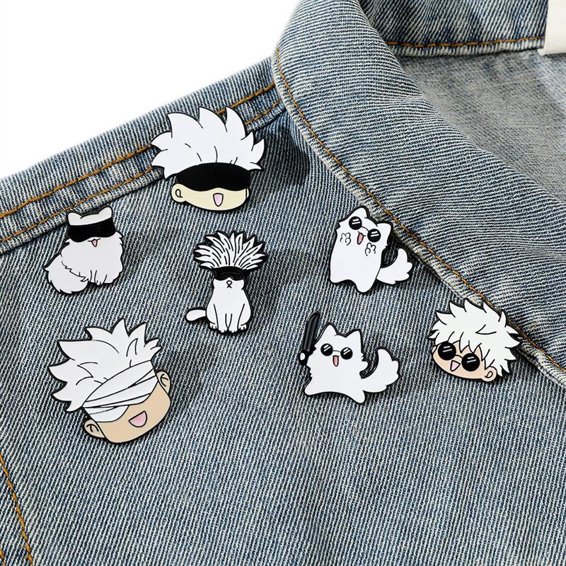 卡通动漫咒术回战胸针 五条悟猫咪金属徽章包包衣服配饰品别针扣