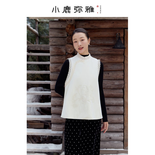 小鹿弥雅《珠玉》原创新中式丝绒珠绣夹棉马甲秋冬