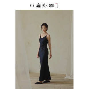 小鹿弥雅《流光》系列优雅百搭V领皱感100%醋酸吊带连衣长裙春夏