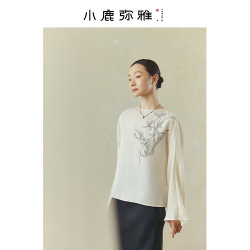 小鹿弥雅《兰》系列原创新中式气质连肩喇叭袖印花醋酸上衣春秋