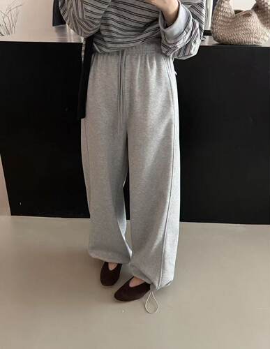 H-XL56122秋季新款两穿休闲束脚运动裤女抽绳阔腿休闲裤直筒卫裤