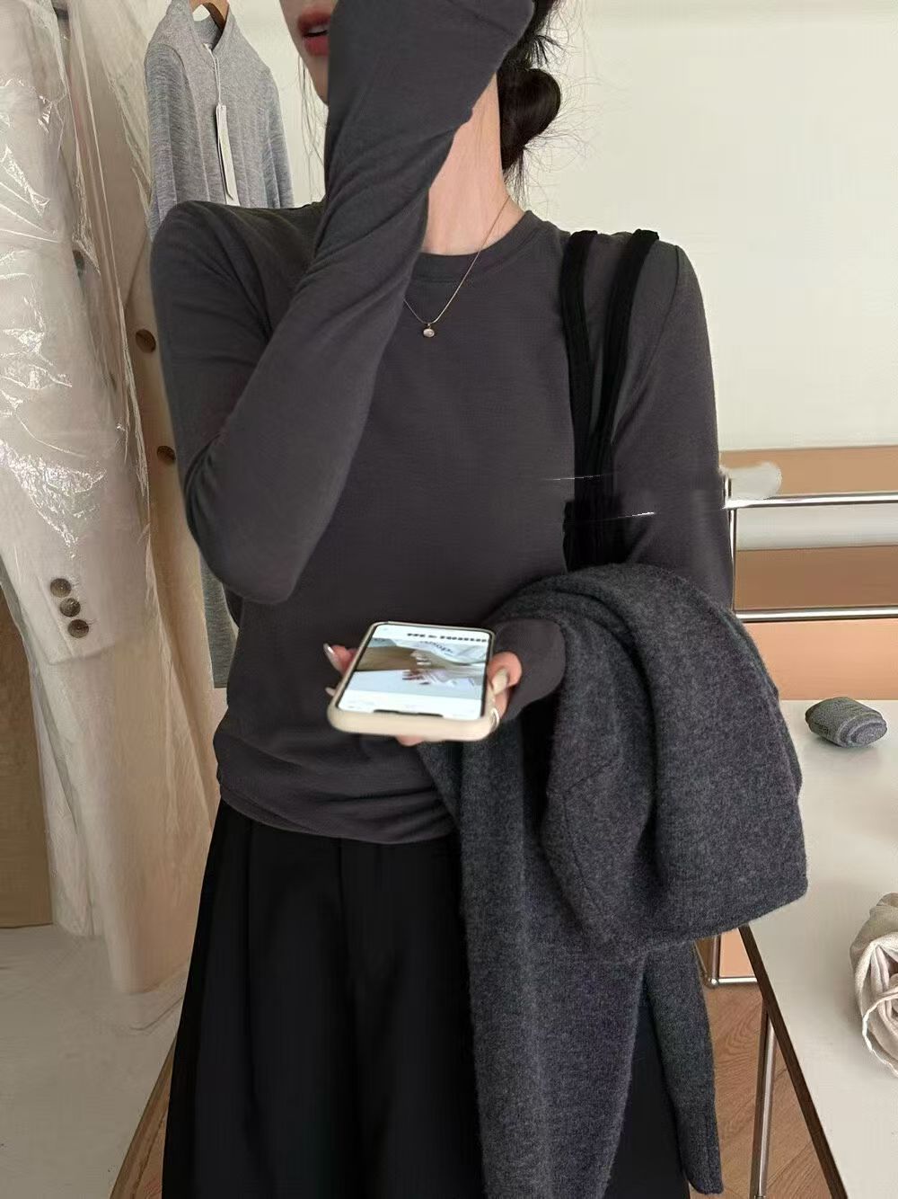 E念8003高弹软糯圆领长袖正肩加绒打底衫女秋冬季内搭打底T恤上衣