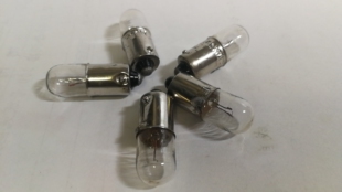 6.3V0.15A 卡口 指示灯泡 小显示灯 仪表按钮指示灯泡 信号