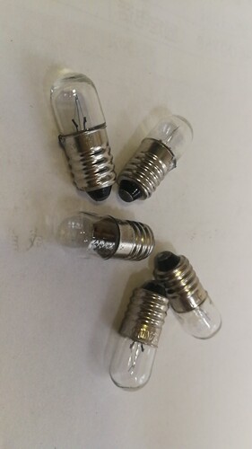 24V1.5W  螺口指示灯泡   E10  按钮灯泡  仪表指示灯泡 信号灯