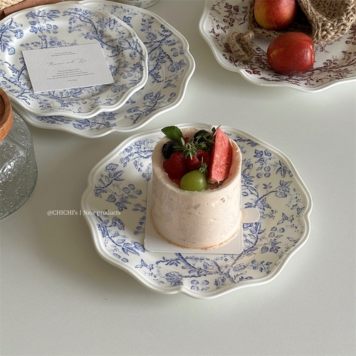 浮雕花边复古花卉陶瓷餐盘