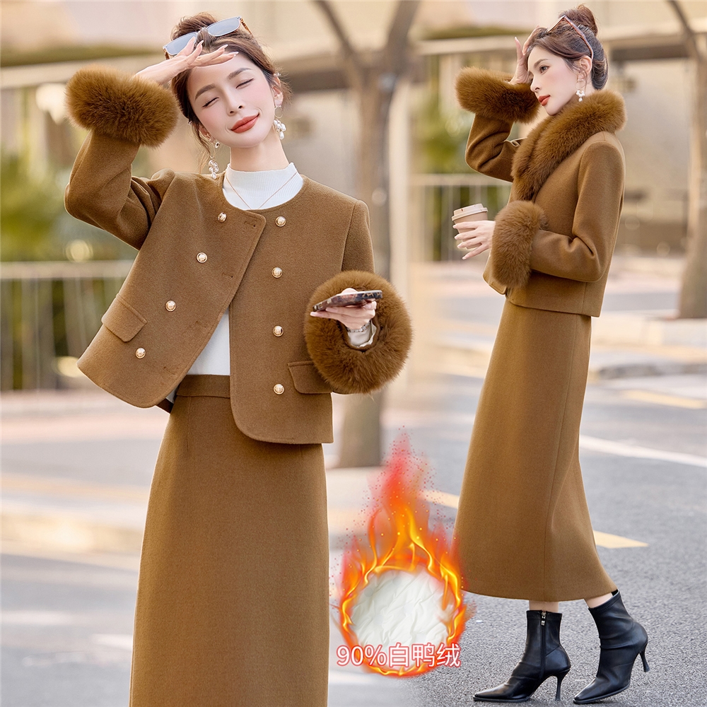 小香风白鸭绒两件套女